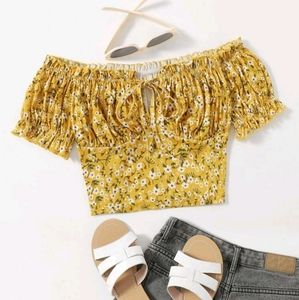 Floral Off The Shoulder Crop Top.